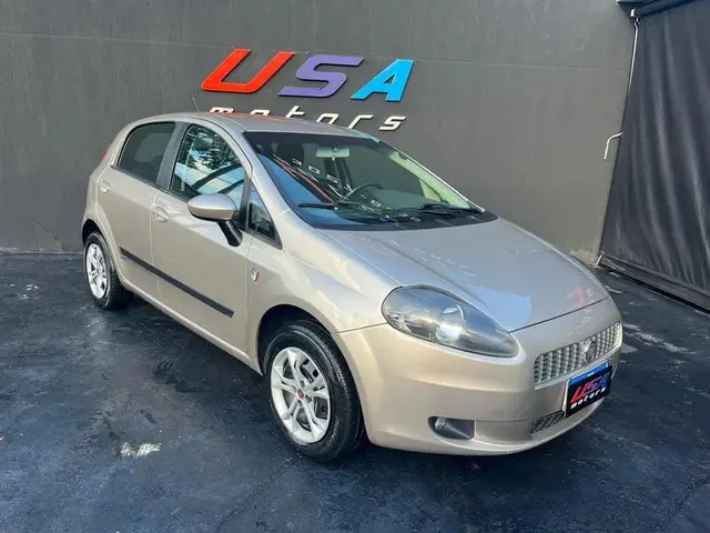 Carro Fiat Punto 2012 Attractive 1.4 (Flex)