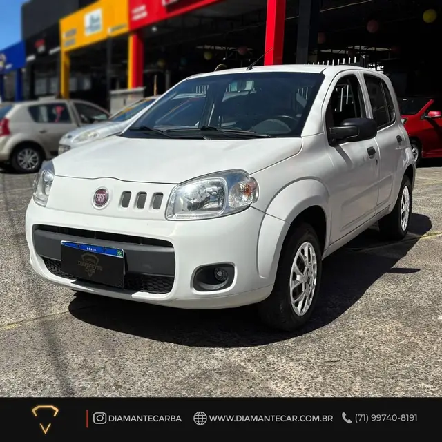 Carro Fiat Uno 2014 Vivace 1.0 8V (Flex) 2p