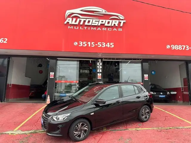 Carro Chevrolet Onix 2025 1.0