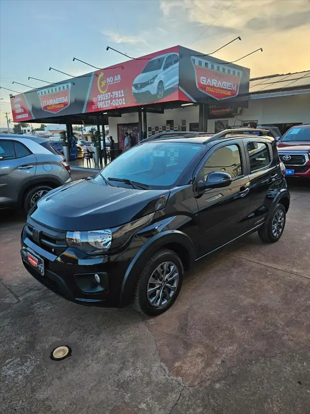 Carro Fiat Mobi 2022 Trekking 1.0 (Flex)