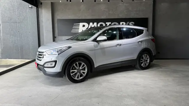 Carro Hyundai Santa Fe 2015 GLS 3.3L V6 4x4 (Aut) 7L