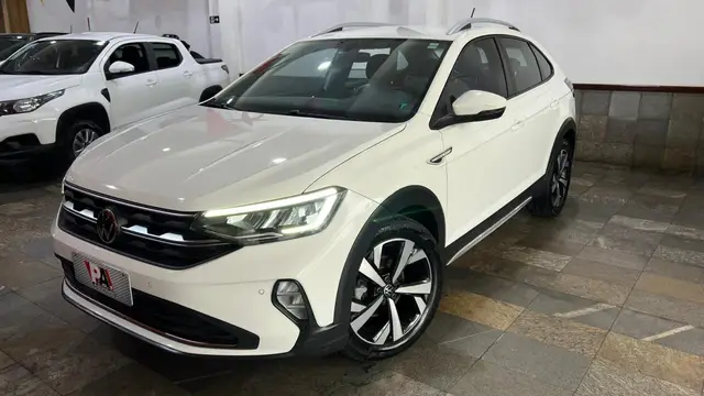 Carro Volkswagen Nivus 2021 Highline 1.0 Turbo (Aut.)