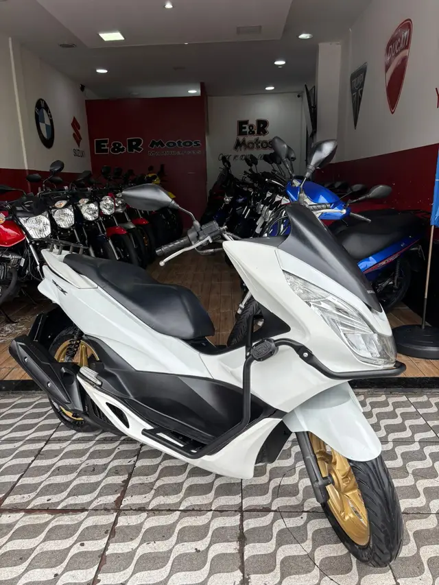 Moto Honda PCX 150 2016 DLX