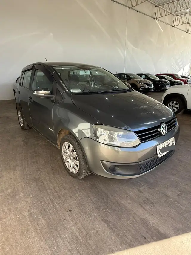 Carro Volkswagen Fox 2013 1.6 VHT (Flex)