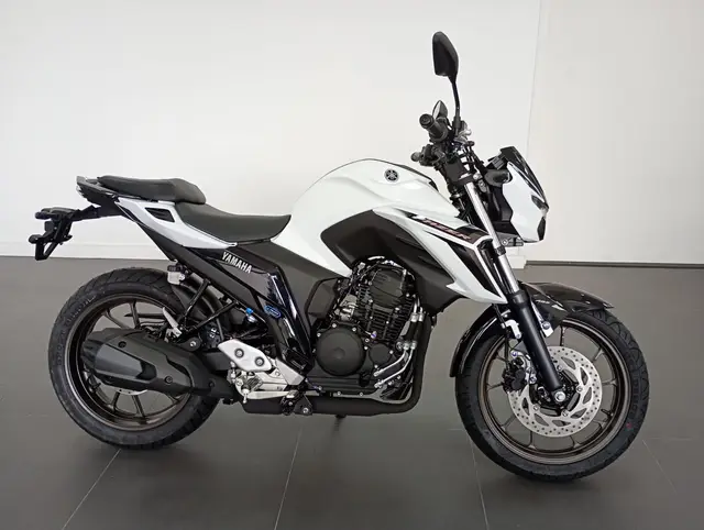 Moto Yamaha Fazer FZ25 2026 Connected