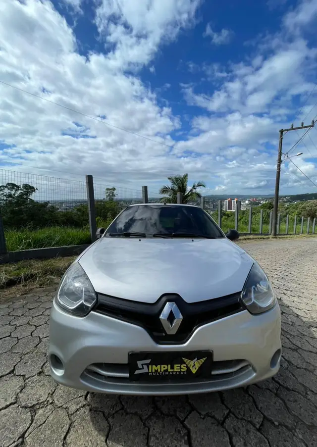 Carro Renault Clio 2014 Hatch. RN 1.0 16V