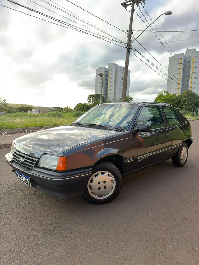Carro Chevrolet Kadett 1991 Hatch SLE 1.8 EFi