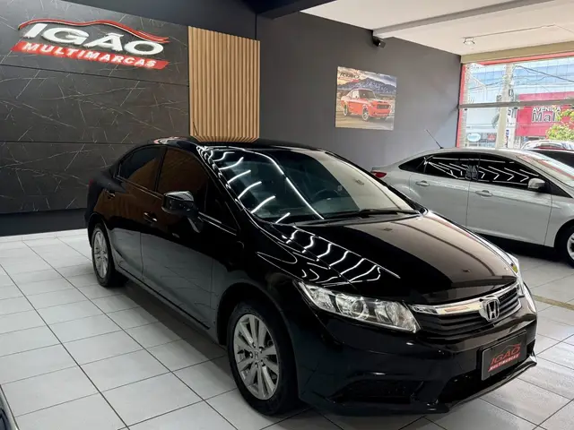 Carro Honda Civic 2012 New  LXS 1.8 16V i-VTEC (Flex)