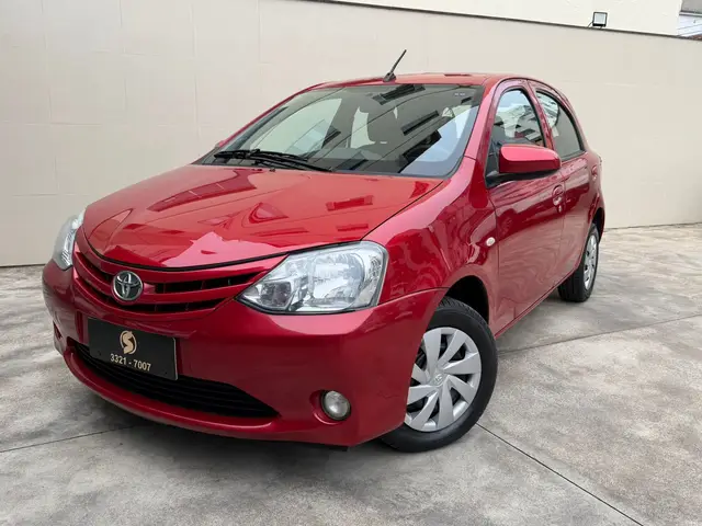 Carro Toyota Etios 2017 X 1.3 (Flex)