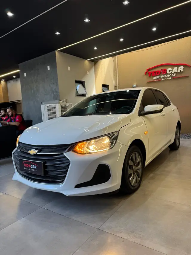 Carro Chevrolet Onix 2021 LT 1.0 (Flex)