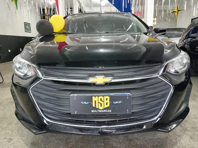 Carro Chevrolet Onix Plus 2020 1.0 LT (Flex)