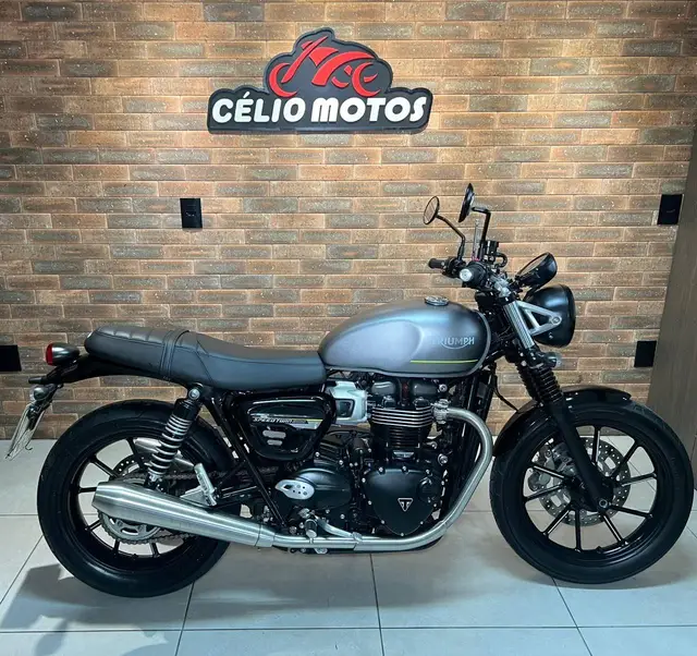 Moto Triumph Speed Twin 900 2023 ABS