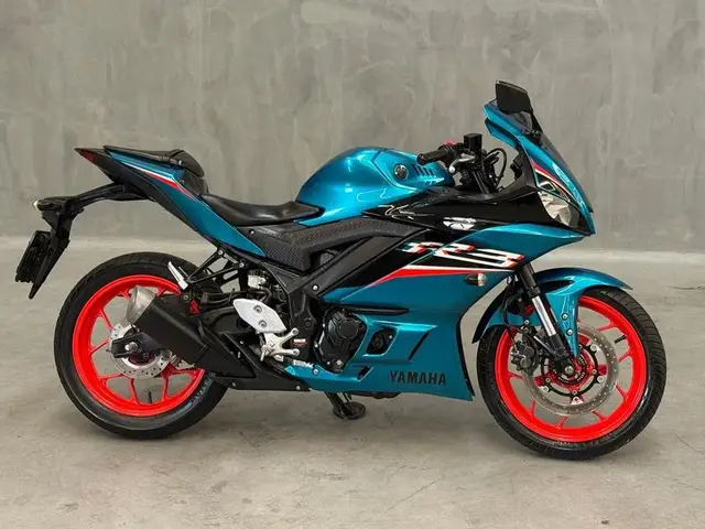 Moto Yamaha YZF R3 2022 (ABS)
