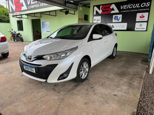 Carro Toyota Yaris 2019 1.3 XL Plus Tech CVT (Flex)