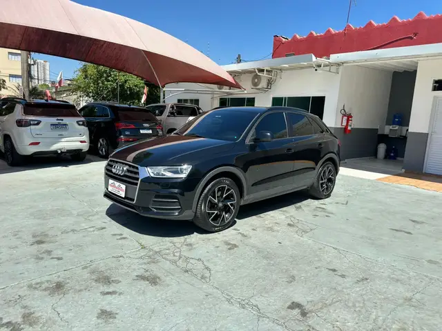 Carro Audi Q3 2017 1.4 TFSI Attraction S Tronic