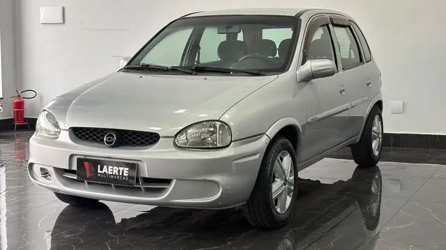 Carro Chevrolet Corsa Sedan 2002 Super Milenium 1.0 MPFi 16V