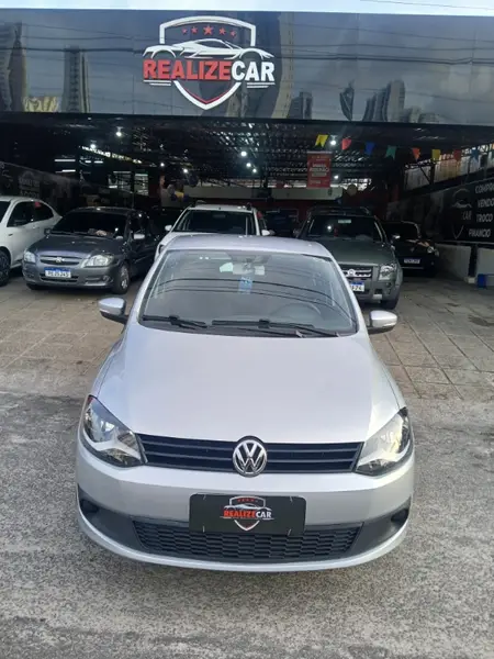 Carro Volkswagen Fox 2014 1.0 TEC (Flex) 4p