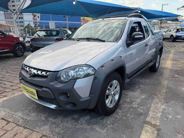 Carro Fiat Strada 2014 Adv.1.8 16V Dualogic Flex CE