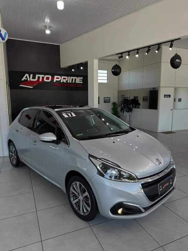 Carro Peugeot 208 2017 Griffe 1.6 16V (Flex) (Aut)