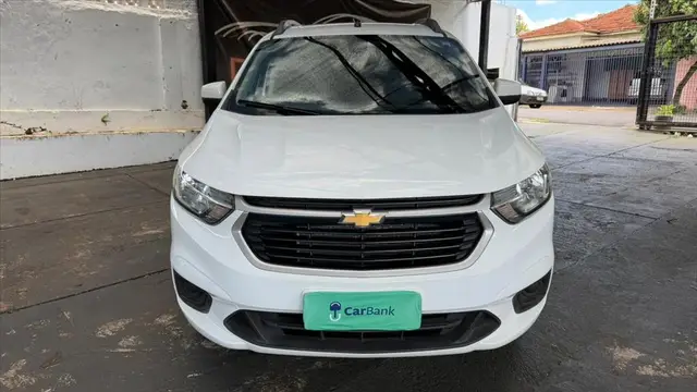 Carro Chevrolet Spin 2024 LT 1.8 (Aut.)