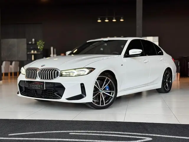 Carro BMW 320i 2023 M Sport 2.0 Turbo (Aut.)