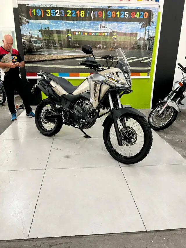 Moto Honda XRE Sahara 300 2024 Adventure