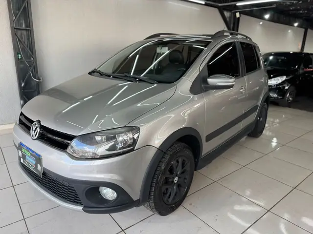 Carro Volkswagen CrossFox 2014 1.6 Mi Total Flex