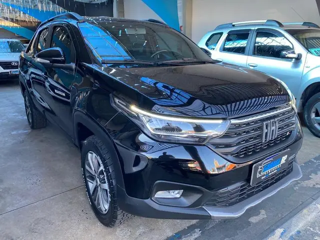 Carro Fiat Strada 2023 Volcano 1.3 8V CD AT