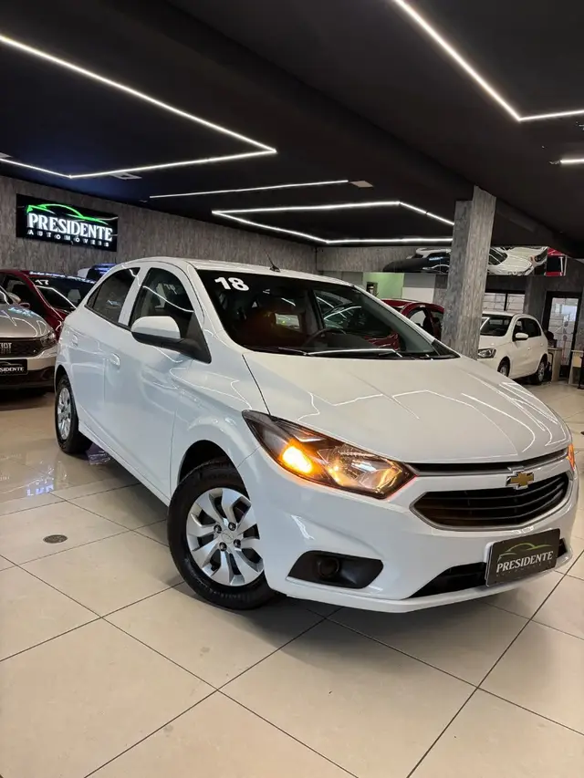 Carro Chevrolet Onix 2018 1.0 LT SPE/4