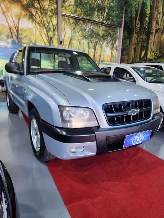 Carro Chevrolet S10 Cabine Simples 2011 S10 Colina 4x2 2.8 Turbo Electronic (Cab Simples)