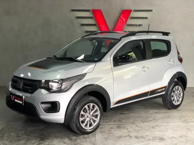 Carro Fiat Mobi 2024 Trekking 1.0