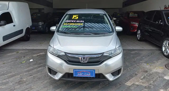 Carro Honda Fit 2015 1.5 16v LX CVT (Flex)