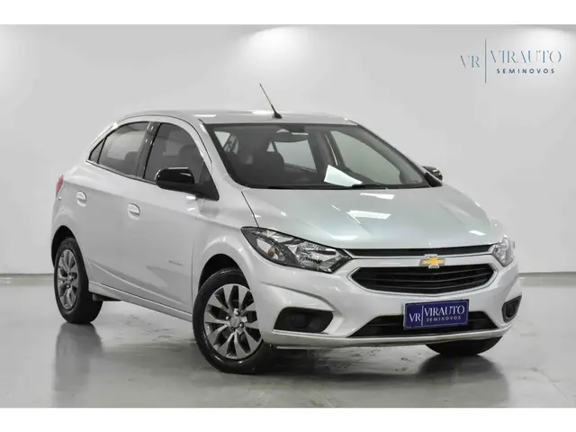 Carro Chevrolet Onix 2018 1.4 Advantage SPE/4 (Aut)