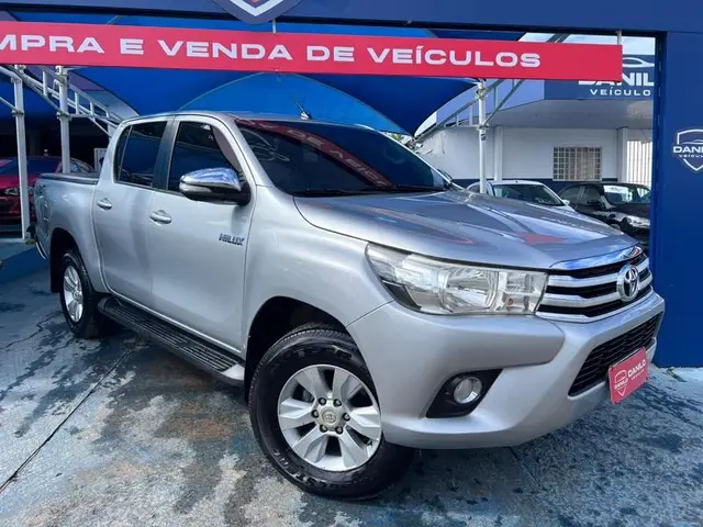 Carro Toyota Hilux Cabine Dupla 2016 Hilux 2.8 16v TDI SRV CD 4x4 (Aut)