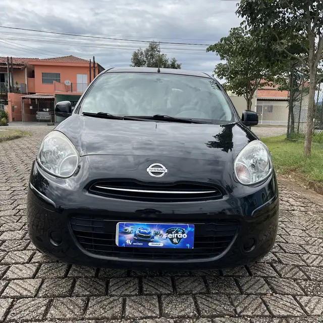 Carro Nissan March 2013 1.0 16V S (Flex)