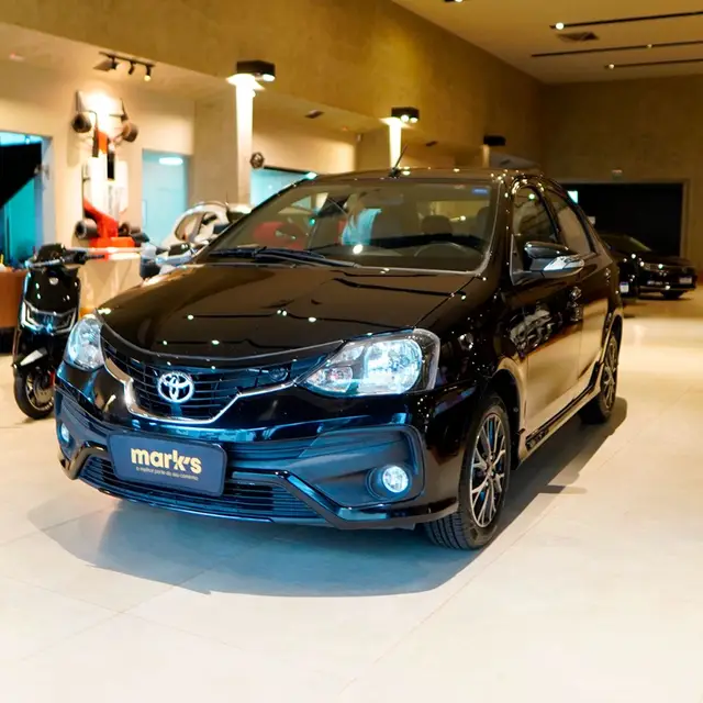 Carro Toyota Etios Sedan 2019 Platinum 1.5 (Aut) (Flex)