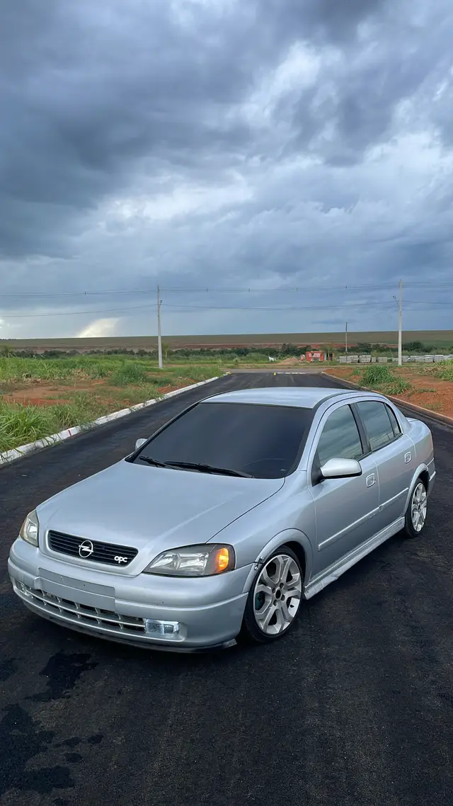 Carro Chevrolet Astra Hatch 2002 GL 1.8 MPFi