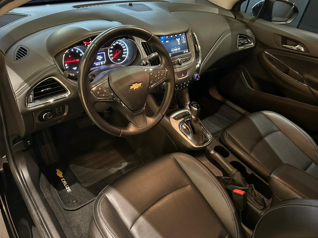 gm - chevrolet cruze lt 1.4 turbo (aut.)