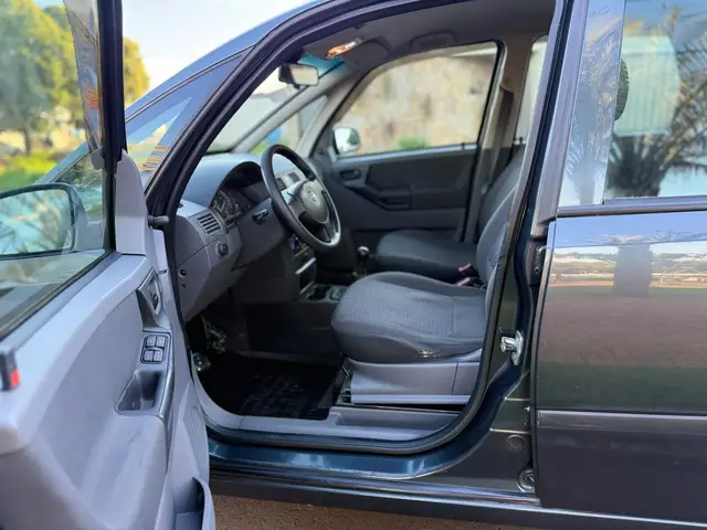 Carro Chevrolet Meriva 2008 Joy 1.8 (Flex)