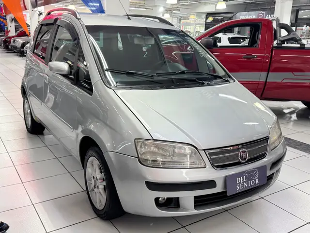 Carro Fiat Idea 2010 ELX 1.4 (Flex)