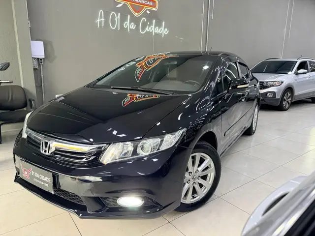 Carro Honda Civic 2013 New  LXL SE 1.8 i-VTEC (Flex)