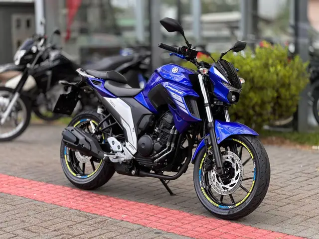 Moto Yamaha YS 250 Fazer 2022 ABS