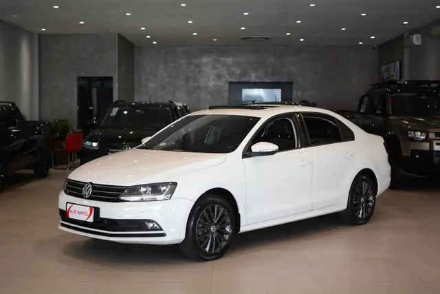 Carro Volkswagen Jetta 2017 2.0 TSI Highline Tiptronic