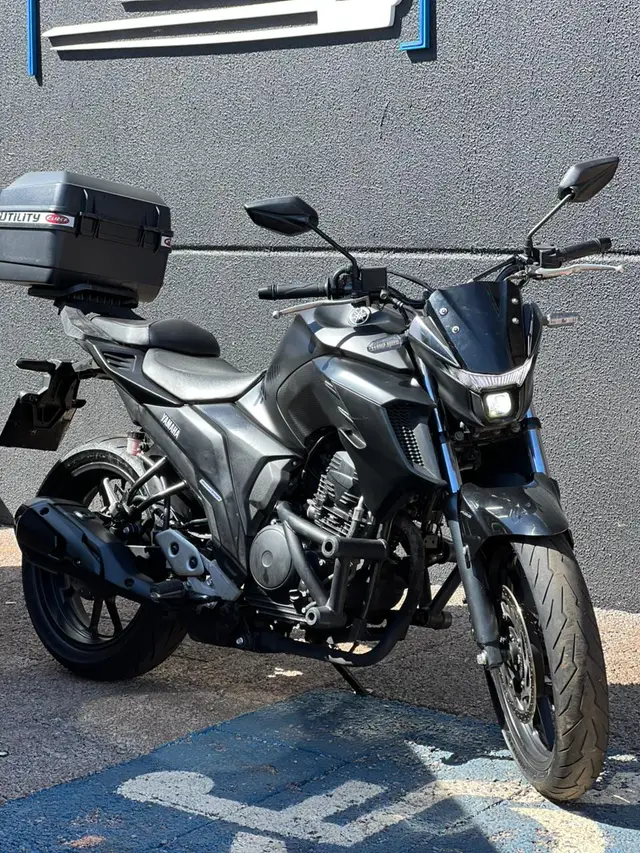Moto Yamaha Fazer FZ25 2023 ABS
