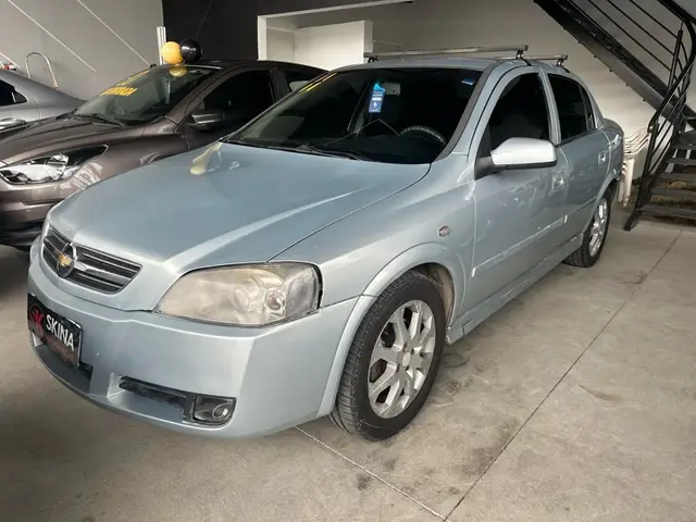 Carro Chevrolet Astra Sedan 2011 Advantage 2.0 (Flex)