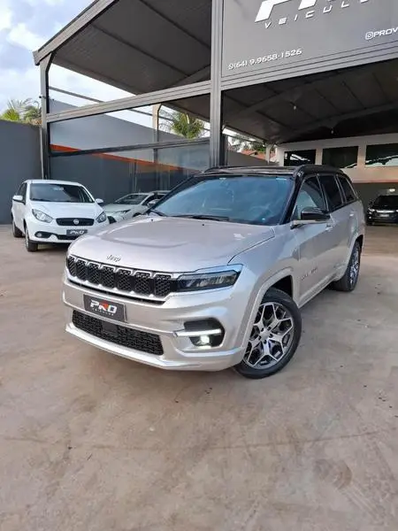 Carro Jeep Commander 2022 Overland T270 Flex (Aut)