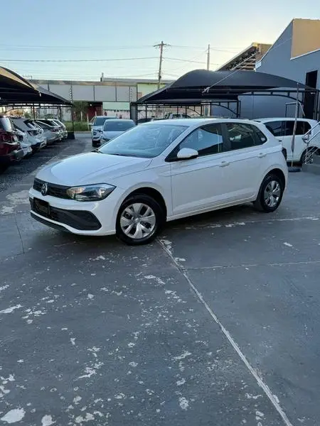 Carro Volkswagen Polo 2025 Track 1.0 Flex 12V 5p