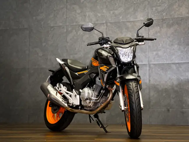 Moto Honda CB 250F Twister 2021 (CBS)