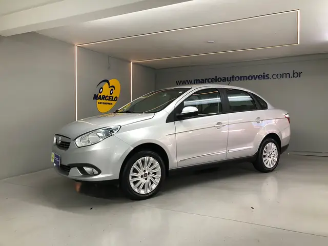 Carro Fiat Grand Siena 2013 Essence 1.6 16V (Flex)