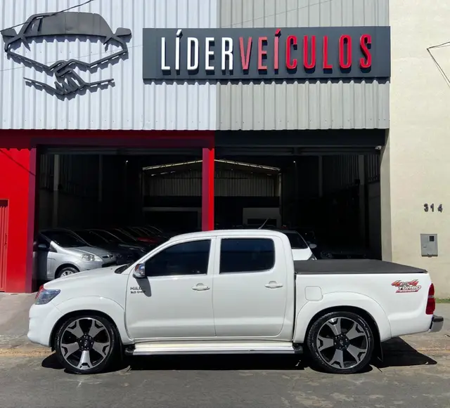 Carro Toyota Hilux Cabine Dupla 2015 Hilux 2.7 SRV CD 4x2 (Flex) (Aut)